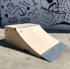 Keen Ramps Quarter Pipe - 18"x3'